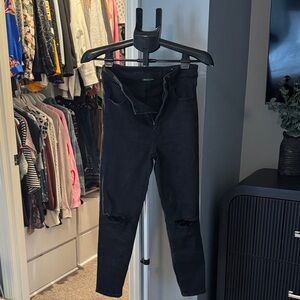 Black Distressed Jeans